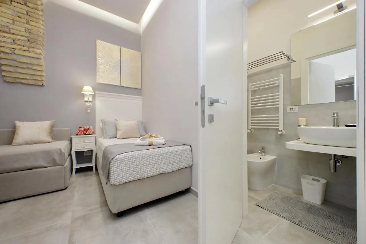Affittacamere Roman Holiday Suites Italia
