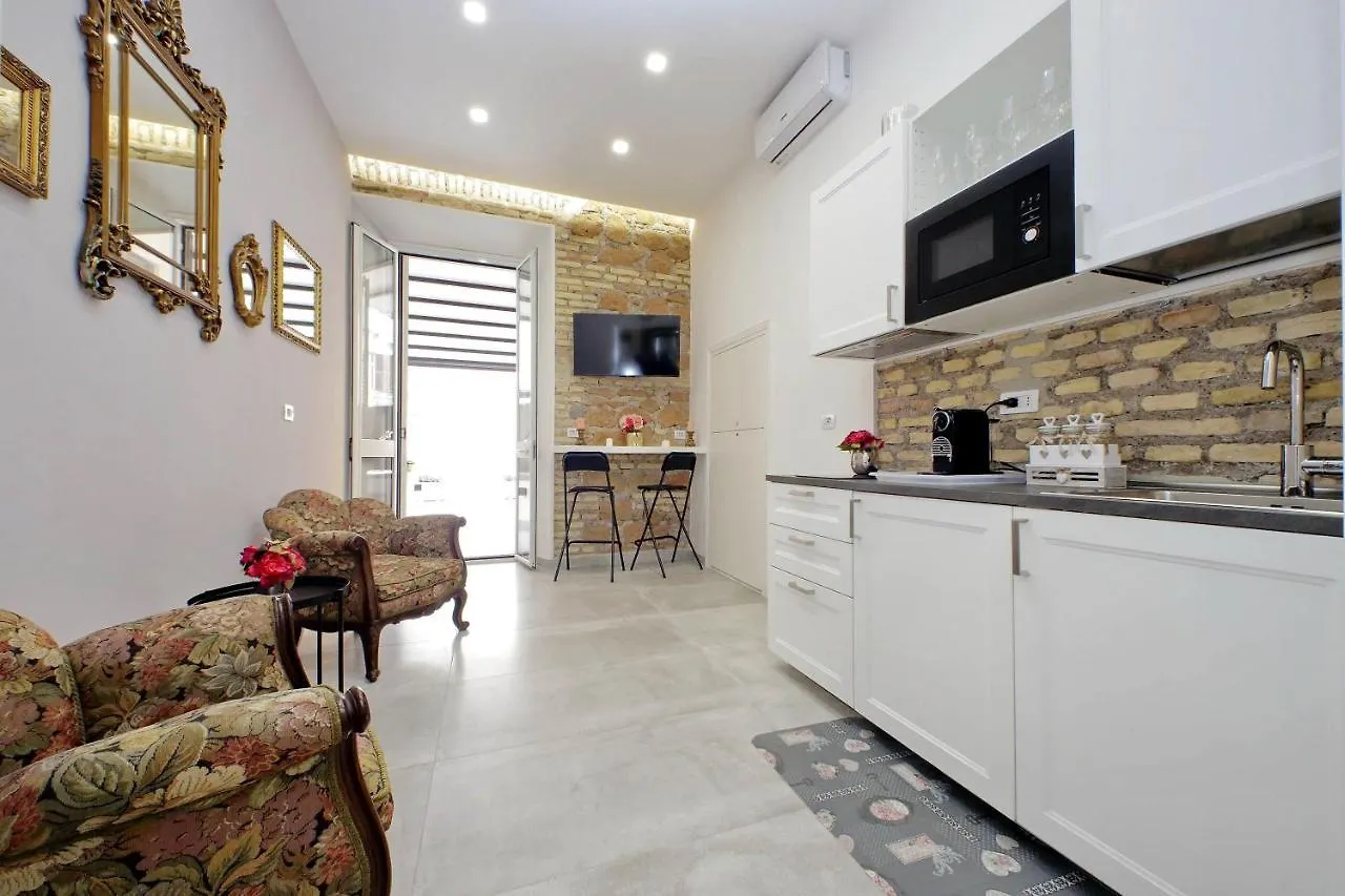 Affittacamere Roman Holiday Suites