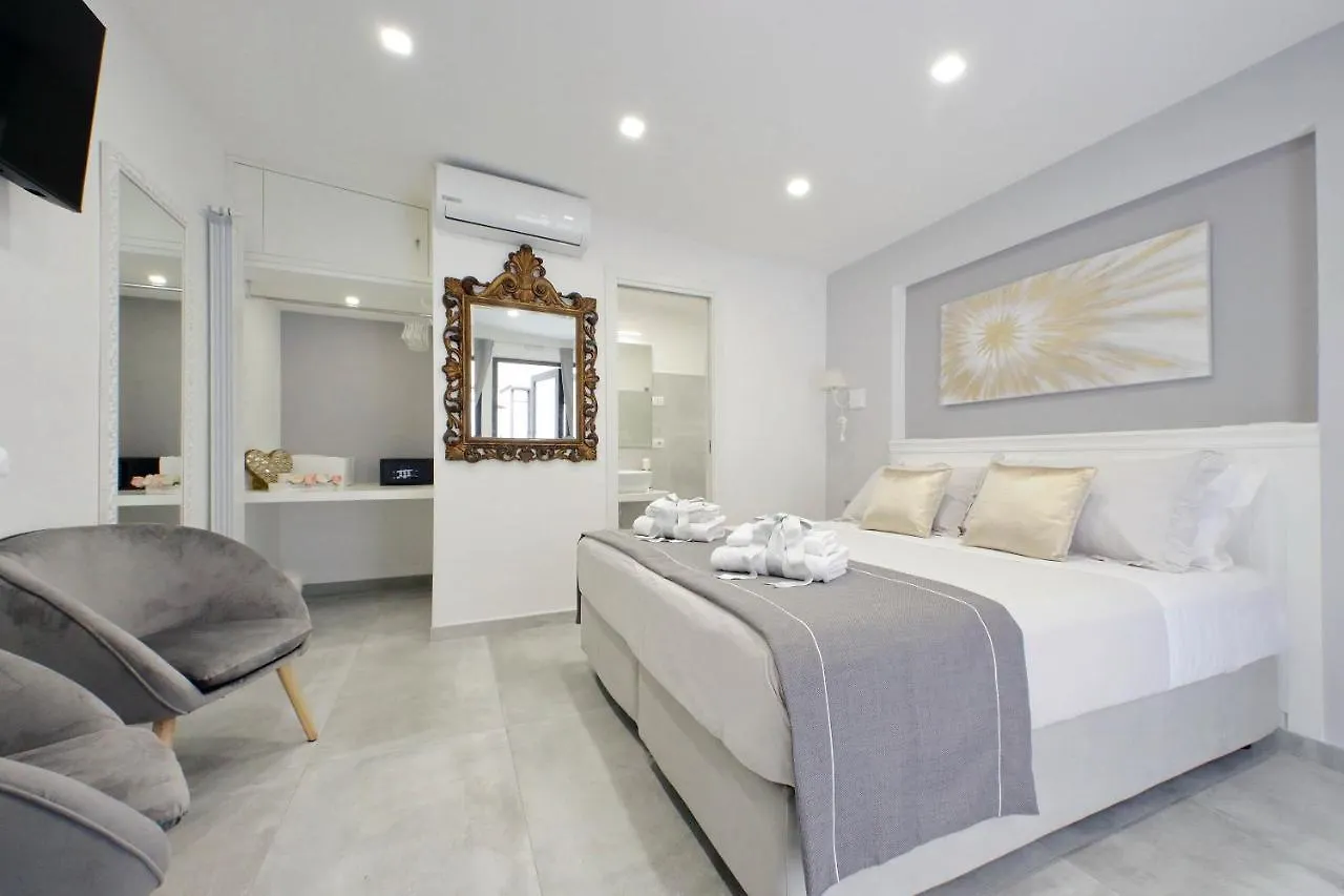 Roman Holiday Suites Affittacamere