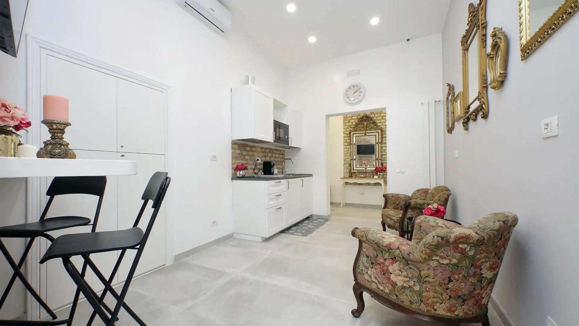 Roman Holiday Suites Affittacamere