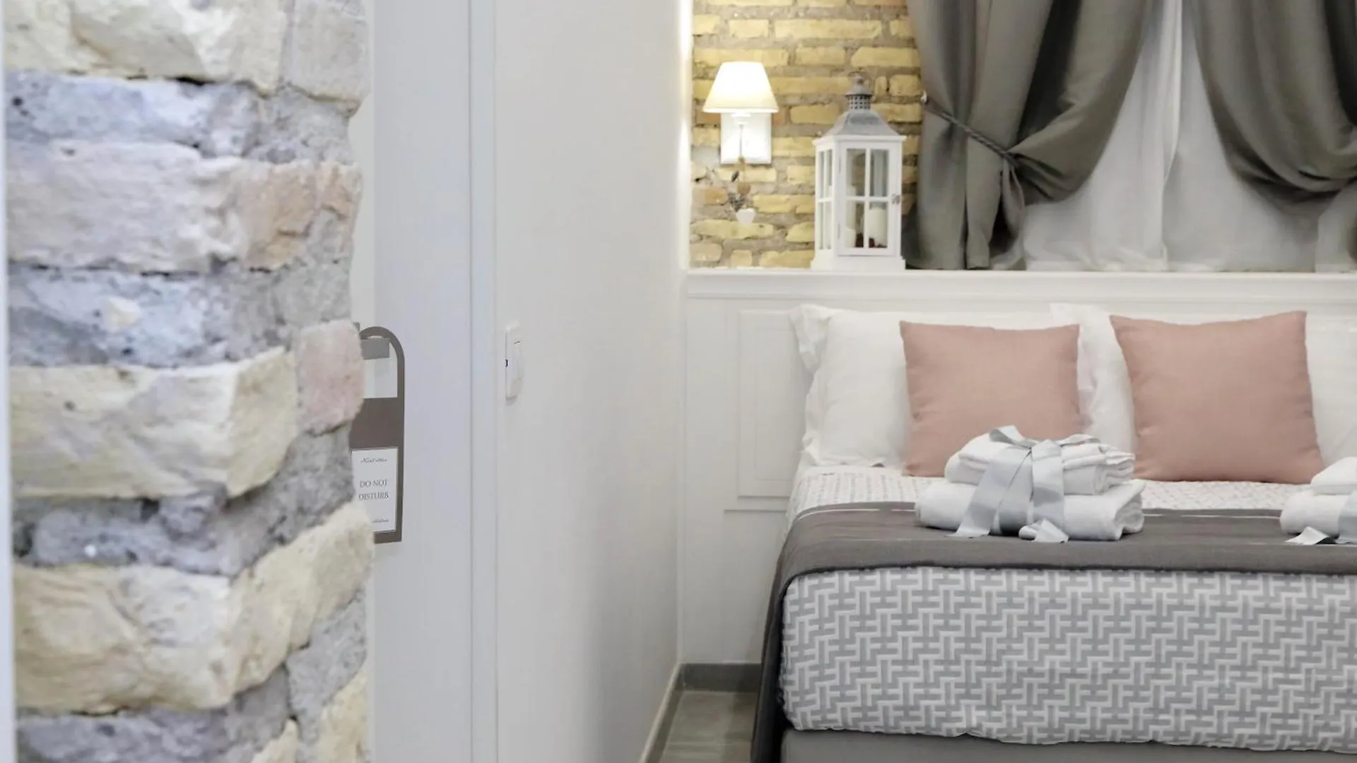 Roman Holiday Suites Italia