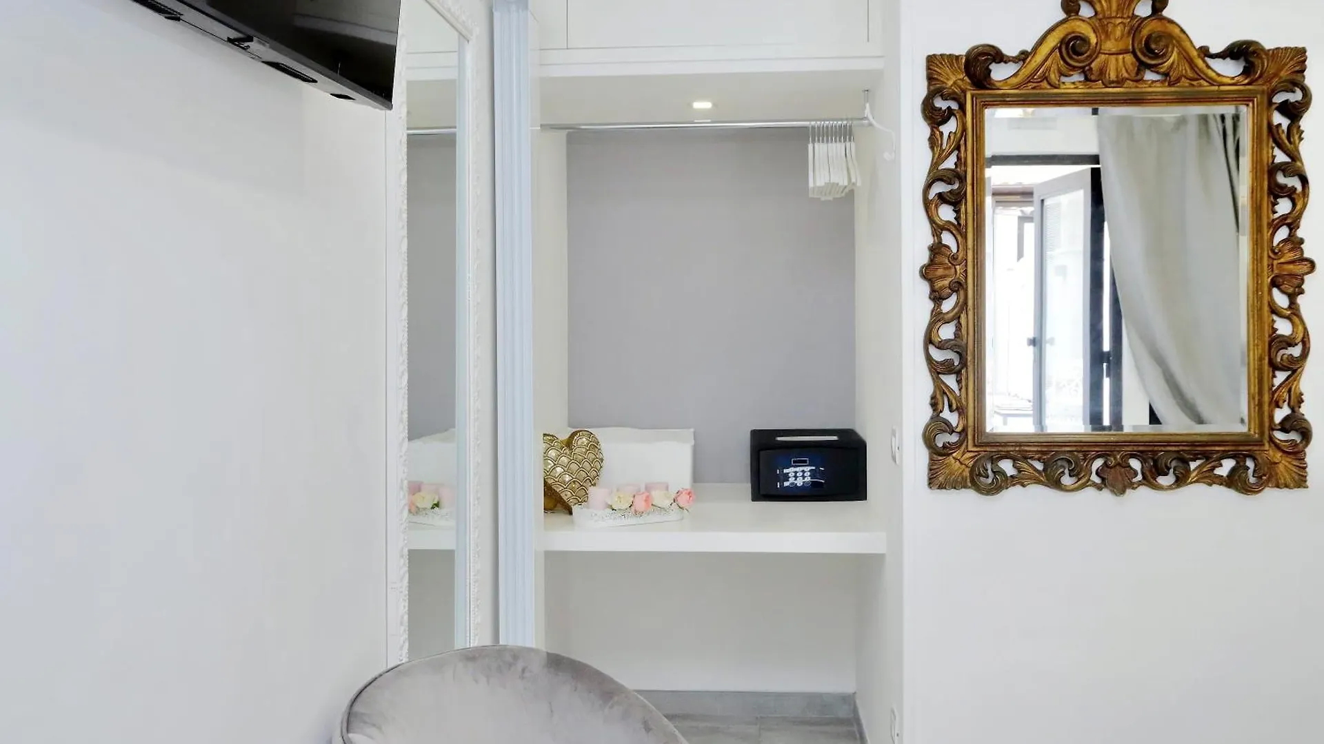 Roman Holiday Suites Affittacamere Roma