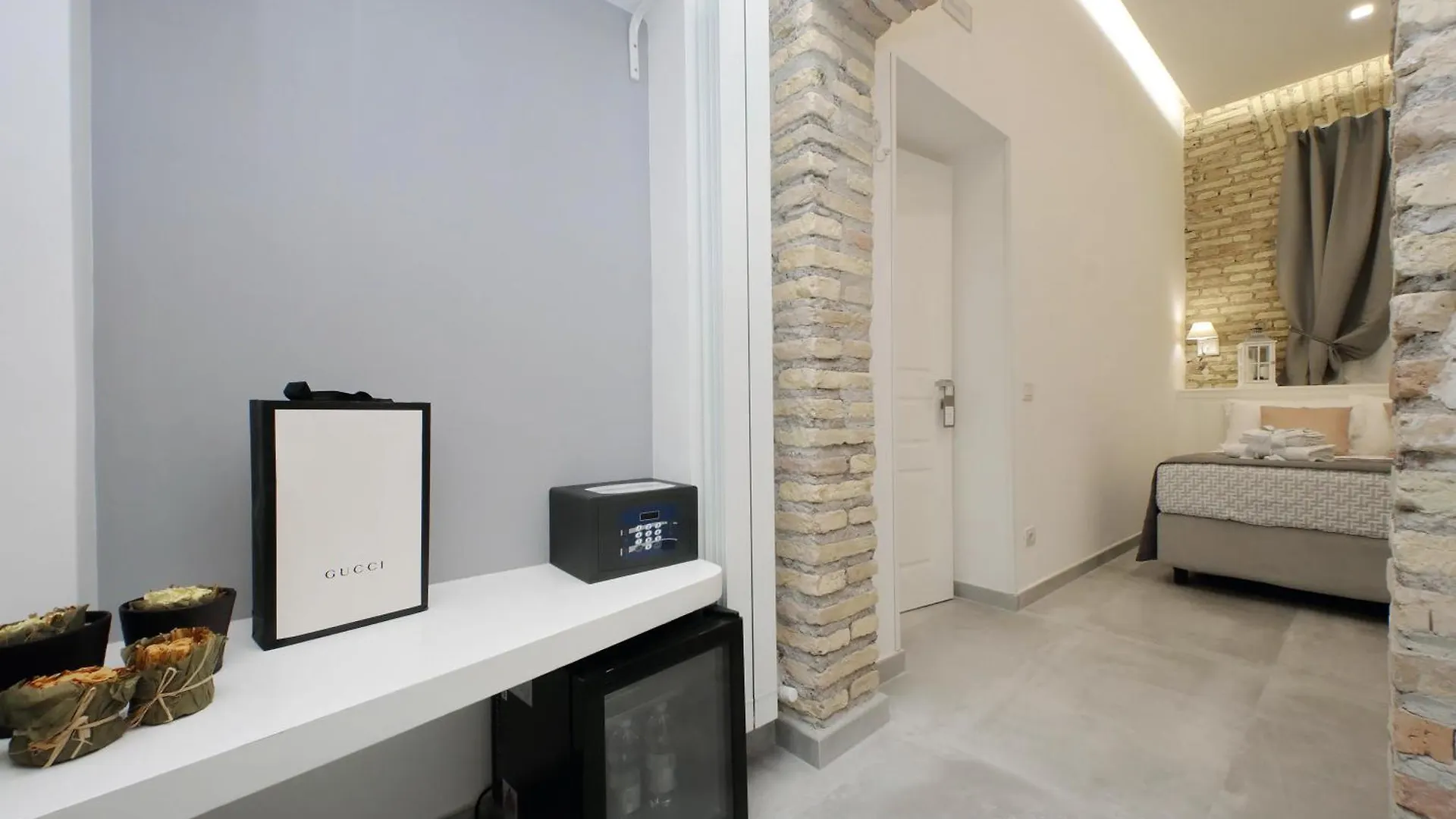 Roman Holiday Suites 0*, Roma Italia