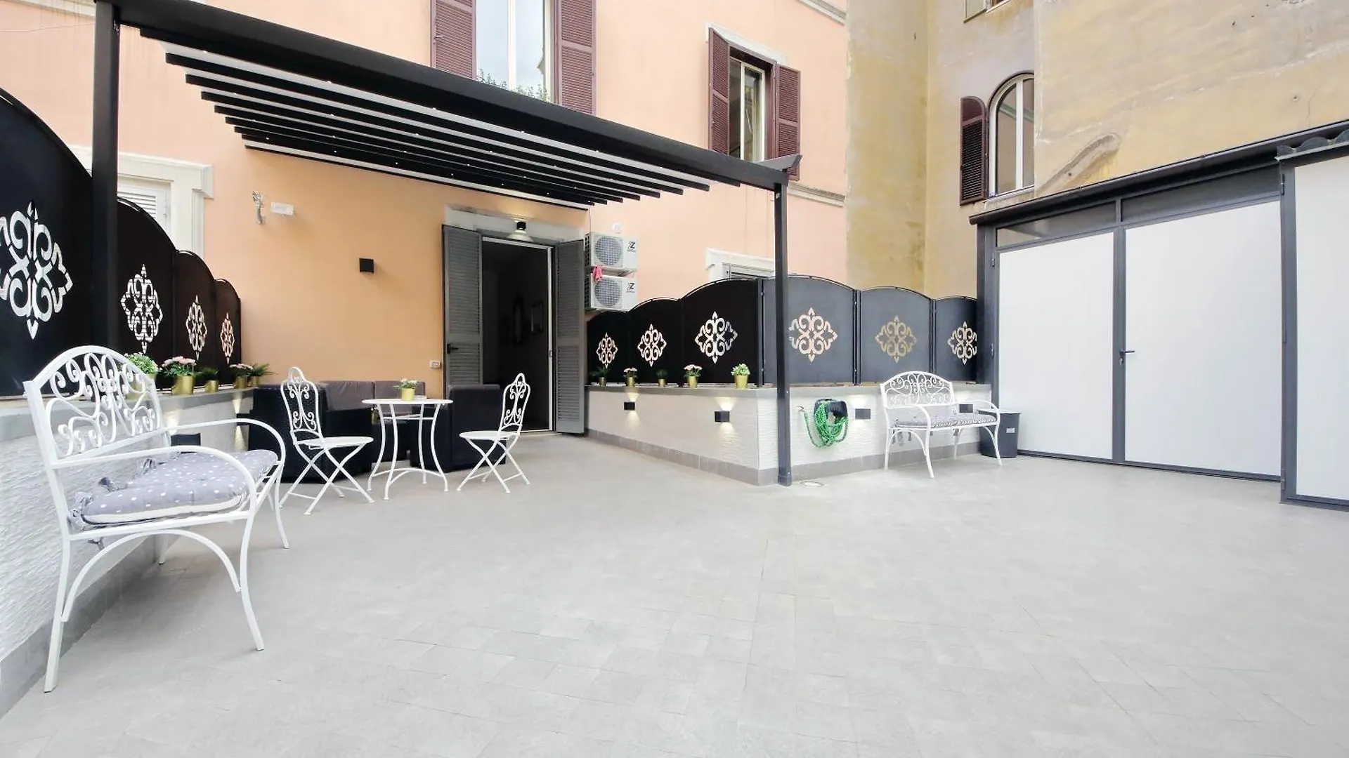Roman Holiday Suites Roma