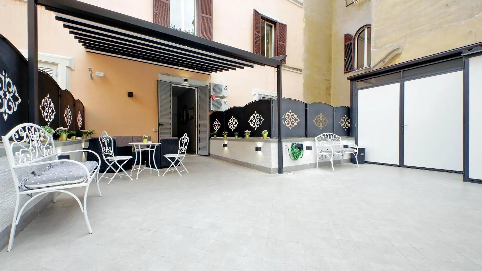 Roman Holiday Suites Roma