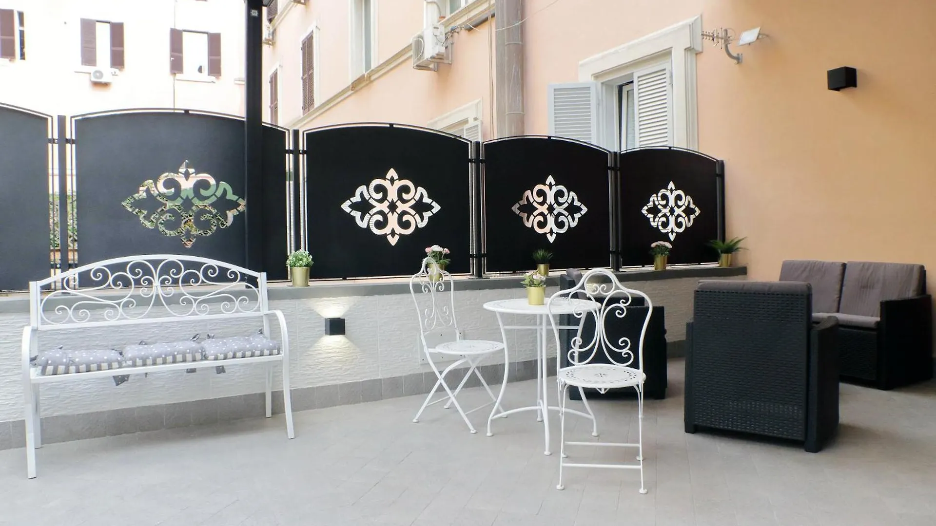 Roman Holiday Suites Affittacamere Roma