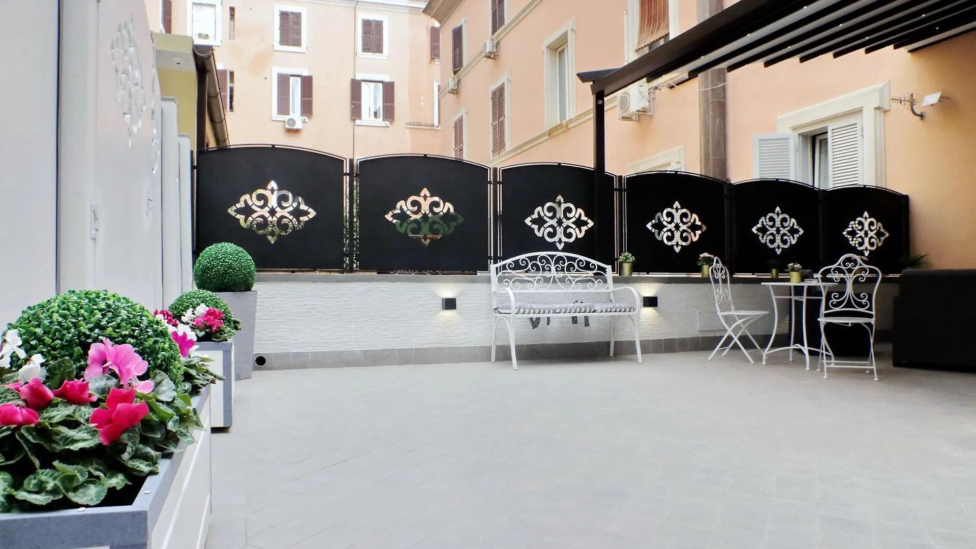 Roman Holiday Suites Italia