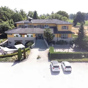 https://la-quercia-hotel.it-lombardy.com