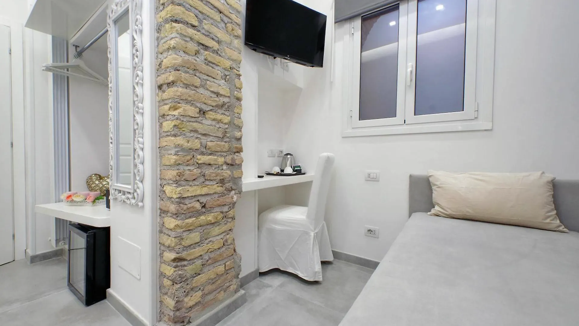 Penzion Roman Holiday Suites
